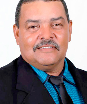 ADRIANO FELLES VIEIRA